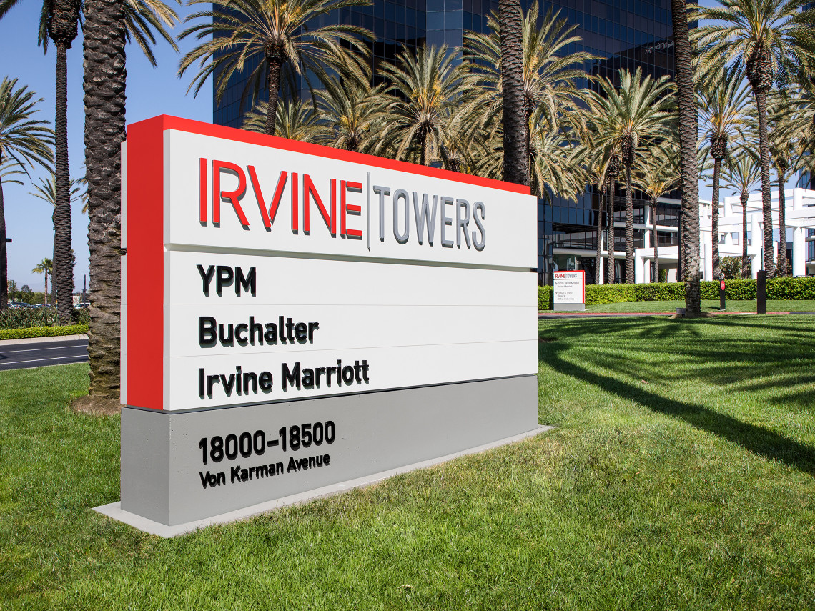 Irvine-Towers-3-project-tenant-monument-sign