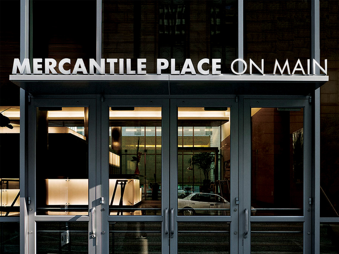 Merc-on-Main-2-building-entry-canopy-sign