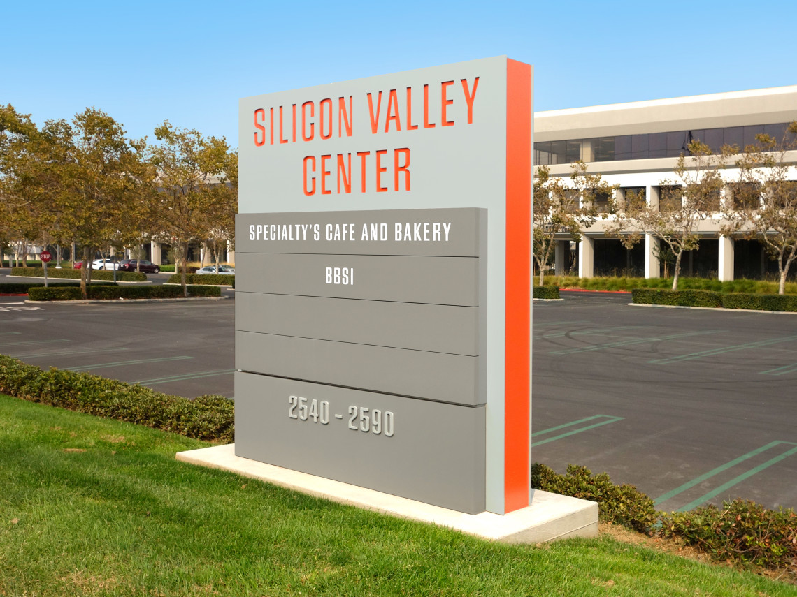 Silicon-Valley-Center-2-project-tenant-monument.jpg
