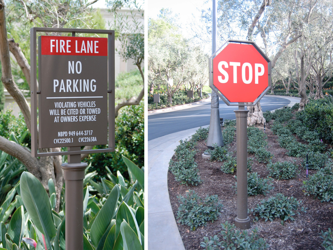 Pelican-Hill-11-fire-lane-stop-signs